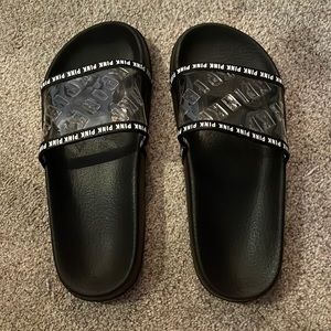 pink women’s slides size S